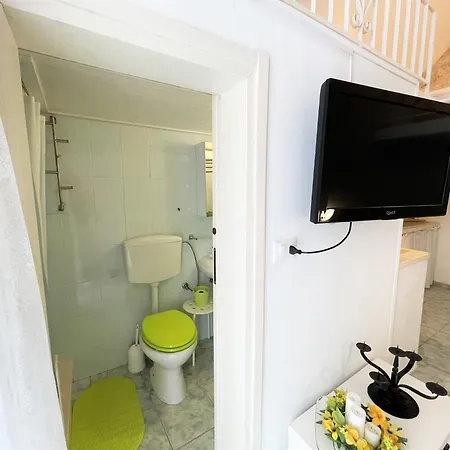 Loft Marylin 12 - Centro Storico شقة أوستوني